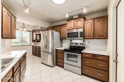 14019 N 111th Avenue, Sun City, AZ 85351 - Photo 10