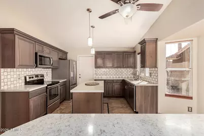 9152 W Redfield Road, Peoria, AZ 85381 - Photo 8