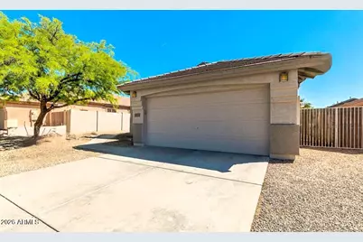 8761 E Obispo Avenue, Mesa, AZ 85212 - Photo 2
