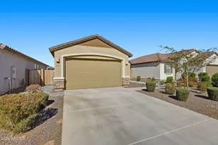 3022 E Riding Boot Wy, San Tan Valley, AZ 85140 - Photo 2