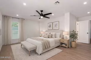829 E Desert Park Ln, Phoenix, AZ 85020 - Photo 8