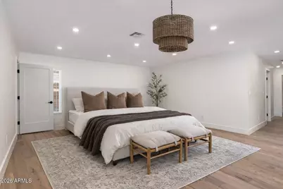 829 E Desert Park Lane, Phoenix, AZ 85020 - Photo 12