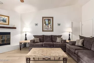 400 W Crofton Street, Chandler, AZ 85225 - Photo 10