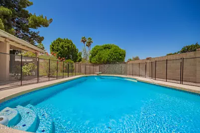 400 W Crofton Street, Chandler, AZ 85225 - Photo 6