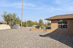12402 W Westgate Dr, Sun City West, AZ 85375 - Photo 30