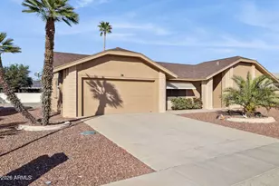 12402 W Westgate Dr, Sun City West, AZ 85375 - Photo 2