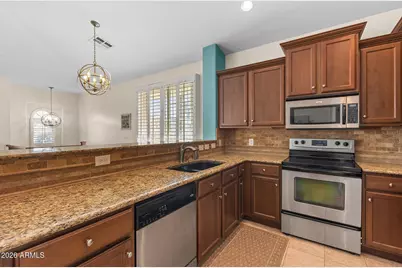 2641 S Bahama Drive S, Gilbert, AZ 85295 - Photo 26