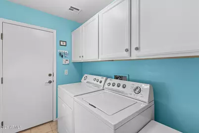 2641 S Bahama Drive S, Gilbert, AZ 85295 - Photo 10