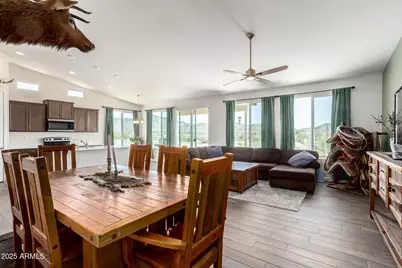 8934 S 138th Avenue, Goodyear, AZ 85338 - Photo 4