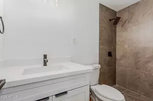 637 N Sunset Dr, Chandler, AZ 85225 - Photo 14