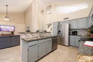 7452 W Los Gatos Dr, Glendale, AZ 85310 - Photo 16