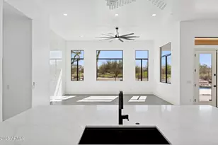 22423 N 54th Pl, Phoenix, AZ 85054 - Photo 48