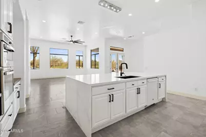 22423 N 54th Place, Phoenix, AZ 85054 - Photo 42