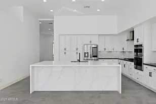 22423 N 54th Pl, Phoenix, AZ 85054 - Photo 40