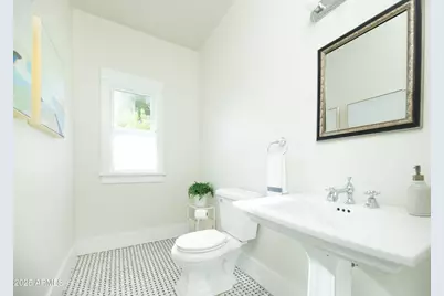 69 W Lynwood Street, Phoenix, AZ 85003 - Photo 20