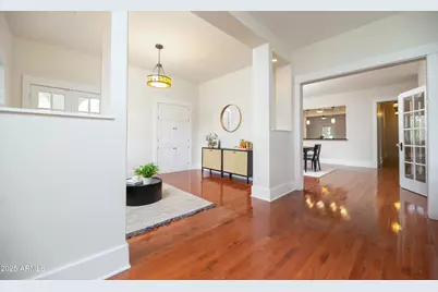 69 W Lynwood Street, Phoenix, AZ 85003 - Photo 8