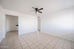1915 N 26th Pl, Phoenix, AZ 85008 - Photo 4