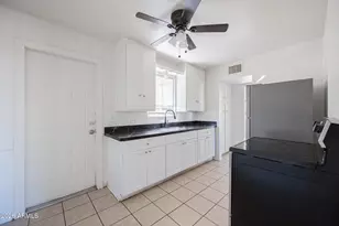 1915 N 26th Pl, Phoenix, AZ 85008 - Photo 8