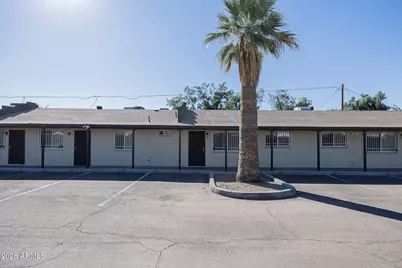 1915 N 26th Place #4, Phoenix, AZ 85008 - Photo 2