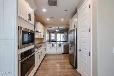 13224 W Cordia Lane, Peoria, AZ 85383 - Photo 10