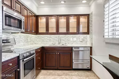 3655 N 5th Avenue #203, Phoenix, AZ 85013 - Photo 10