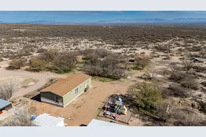 1886 E Robins Roost Trail, Huachuca City, AZ 85616 - Photo 10