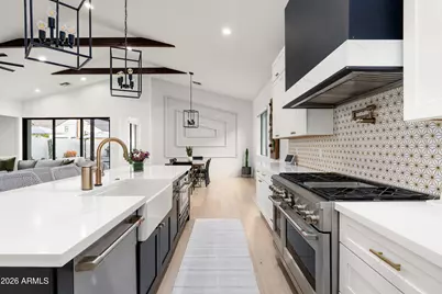 4223 N 41st Place, Phoenix, AZ 85018 - Photo 8