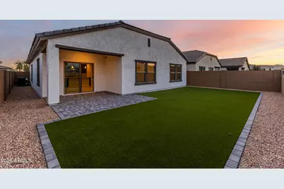 3018 W Straight Arrow Lane, Phoenix, AZ 85083 - Photo 12