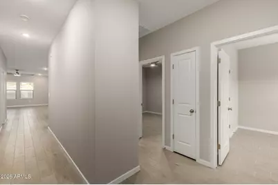 3018 W Straight Arrow Lane, Phoenix, AZ 85083 - Photo 10