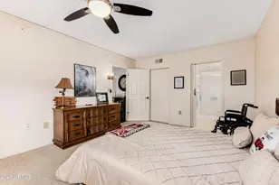 10330 W Thunderbird Blvd, Sun City, AZ 85351 - Photo 10