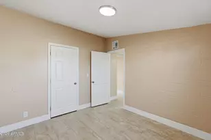 771 N Delaware St, Chandler, AZ 85225 - Photo 20