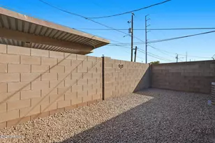 771 N Delaware St, Chandler, AZ 85225 - Photo 32