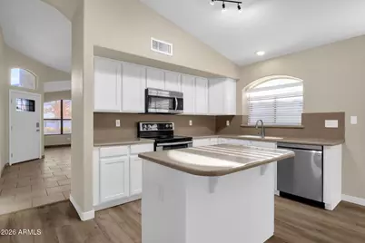 15244 W Melissa Lane, Surprise, AZ 85374 - Photo 6