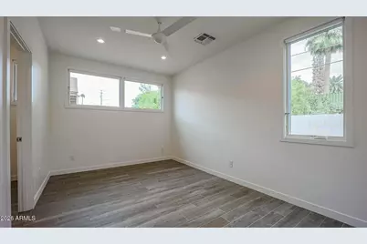 4539 N 8th Place #1, Phoenix, AZ 85014 - Photo 8