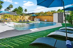 3139 N 40th St, Phoenix, AZ 85018 - Photo 2