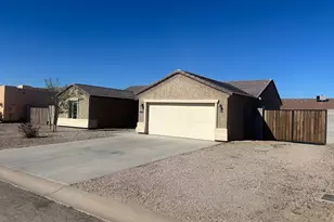 10522 W Arvada Dr, Arizona City, AZ 85123 - Photo 2