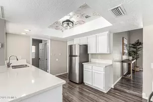 12818 N 2nd St, Phoenix, AZ 85022 - Photo 14