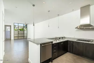 15215 N Kierland Boulevard #104, Scottsdale, AZ 85254 - Photo 8