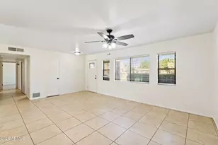 2055 W Edgemont Ave, Phoenix, AZ 85009 - Photo 8