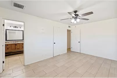 2055 W Edgemont Avenue, Phoenix, AZ 85009 - Photo 14