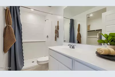 9674 W Piccadilly Road, Phoenix, AZ 85037 - Photo 10