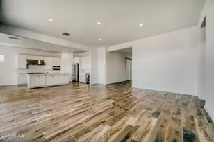 26343 N 79th Dr, Peoria, AZ 85383 - Photo 8