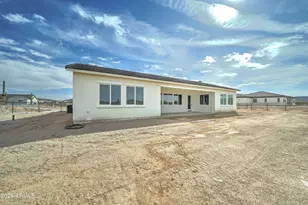 4075 W Silverdale Rd, San Tan Valley, AZ 85144 - Photo 4