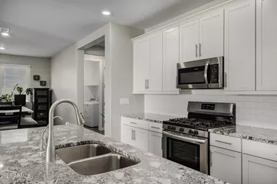 554 W Rainbow Bridge Lane, San Tan Valley, AZ 85140 - Photo 6