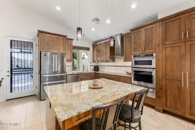 2409 E Hiddenview Drive, Phoenix, AZ 85048 - Photo 12