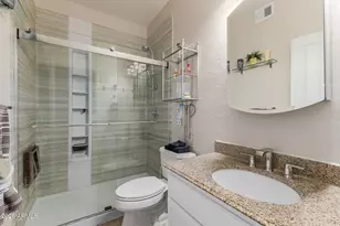 2409 E Hiddenview Dr, Phoenix, AZ 85048 - Photo 26