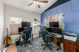 2409 E Hiddenview Dr, Phoenix, AZ 85048 - Photo 28