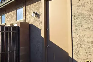 4049 S 185th Ave, Goodyear, AZ 85338 - Photo 32