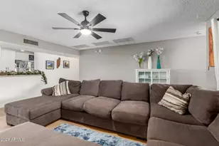 4502 W Columbine Dr, Glendale, AZ 85304 - Photo 8