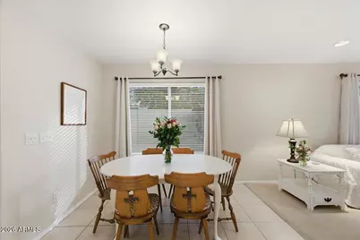 7106 N 41st Lane, Phoenix, AZ 85051 - Photo 8